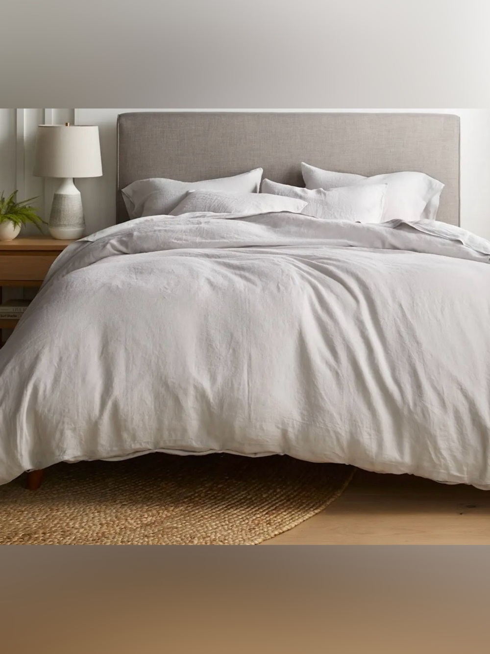 NWOT Quince European Linen 3 Pc Duvet Cover Set, Full/Queen (Light Gray)